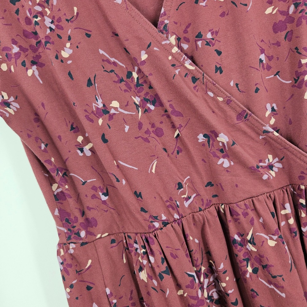 Pact Fit & Flare Crossover Dress Maroon Floral Short Sleeve Faux Wrap Mini Sz M - Picture 6 of 11